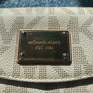 Michae Kors wallet